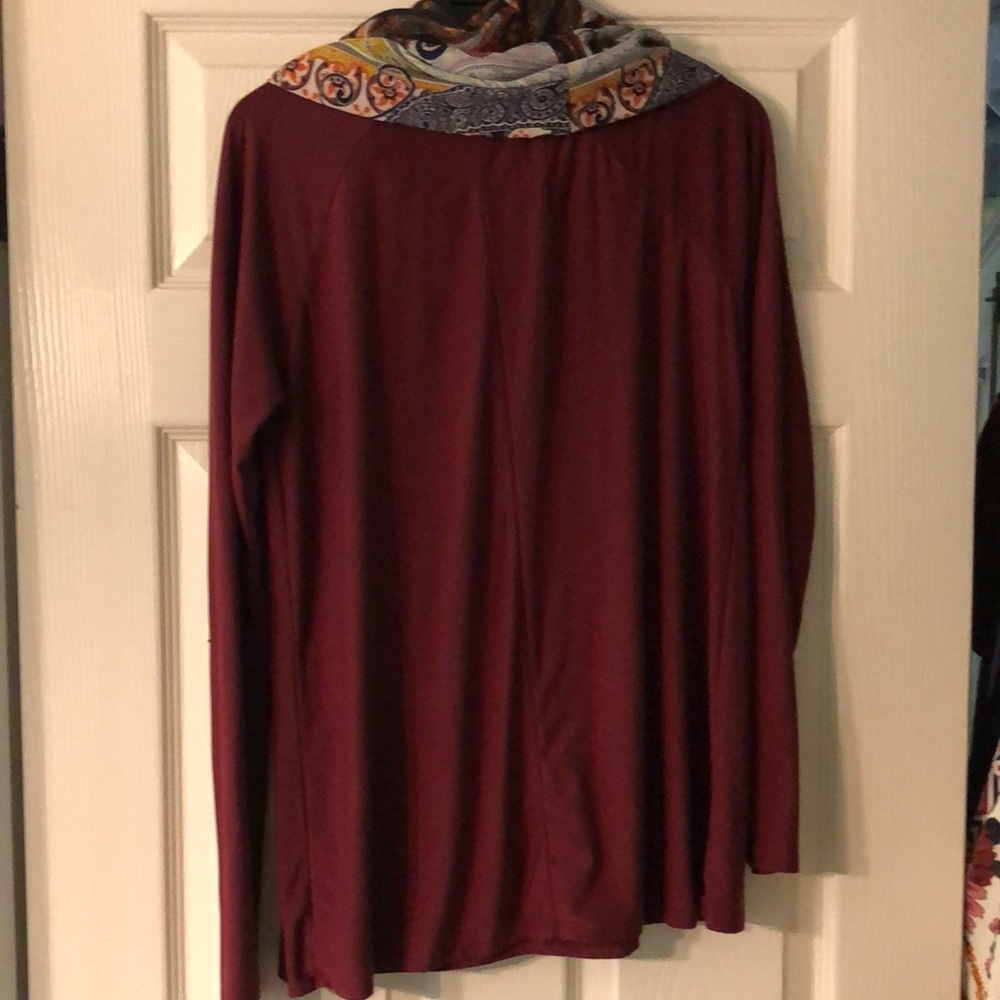 Top - Picture 3 of 3